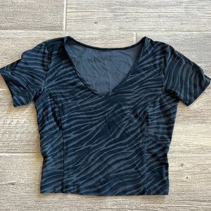 Lululemon cropped t shirt